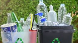 5 Ways to Reduce Plastic Waste with Refillable Bottle